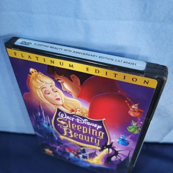 Sleeping Beauty 50th Anniversary Platinum Edition DVD - Picture 2 of 8